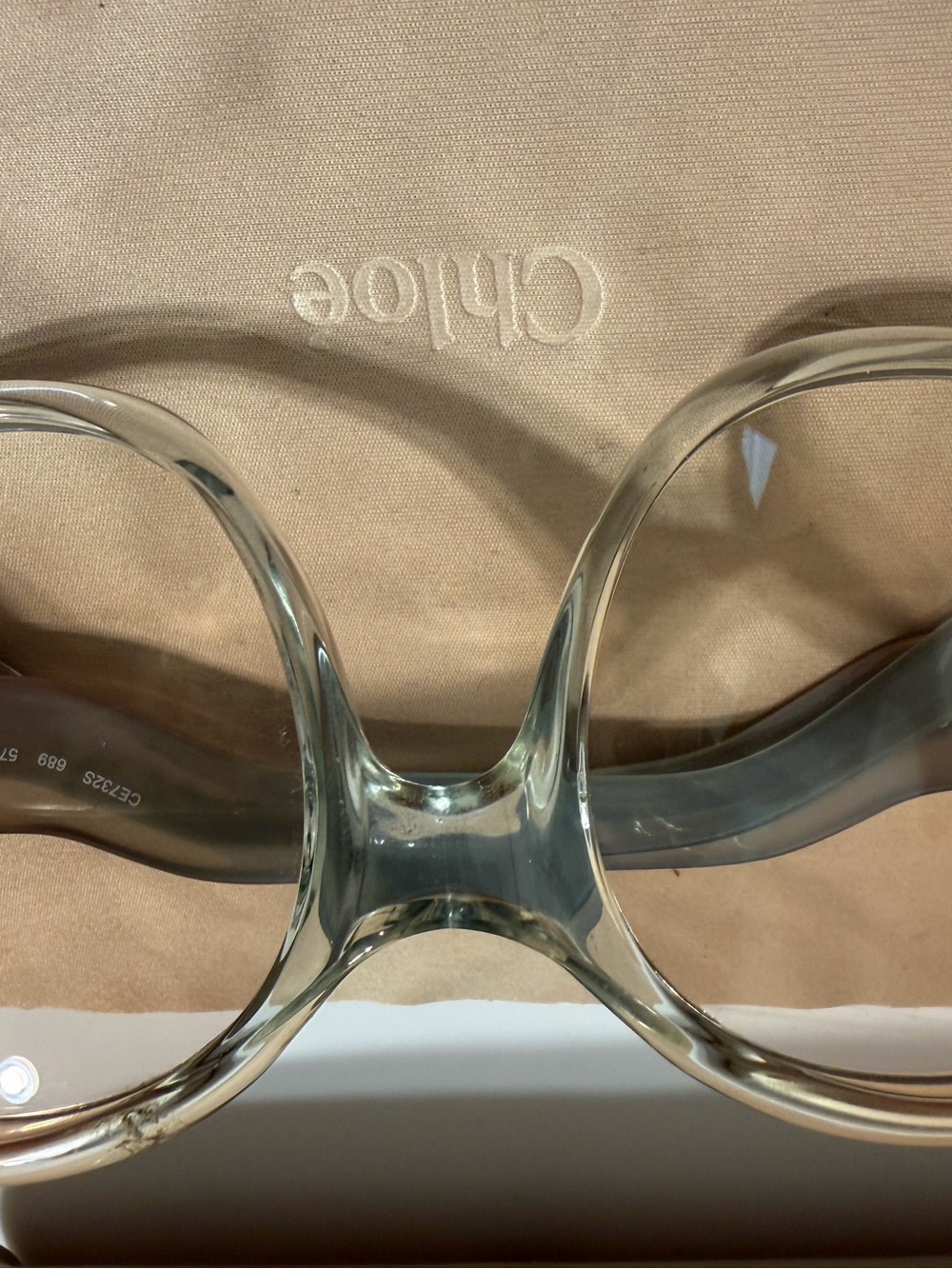 Chloe Round Oversized Sunglasses in Gold, case and cloth included - Picture 2 of 6